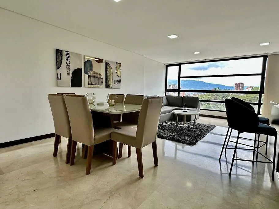 302 Spacious Apartment Nice View In El Poblado Medellín Colombia
