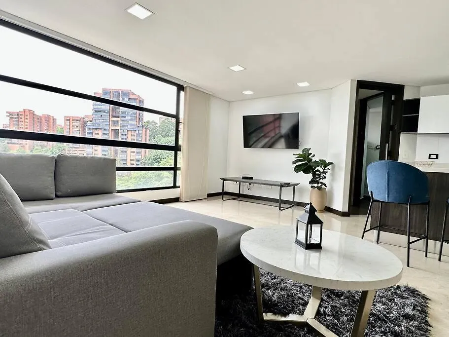 302 Spacious Apartment Nice View In El Poblado Medellín 0*,
