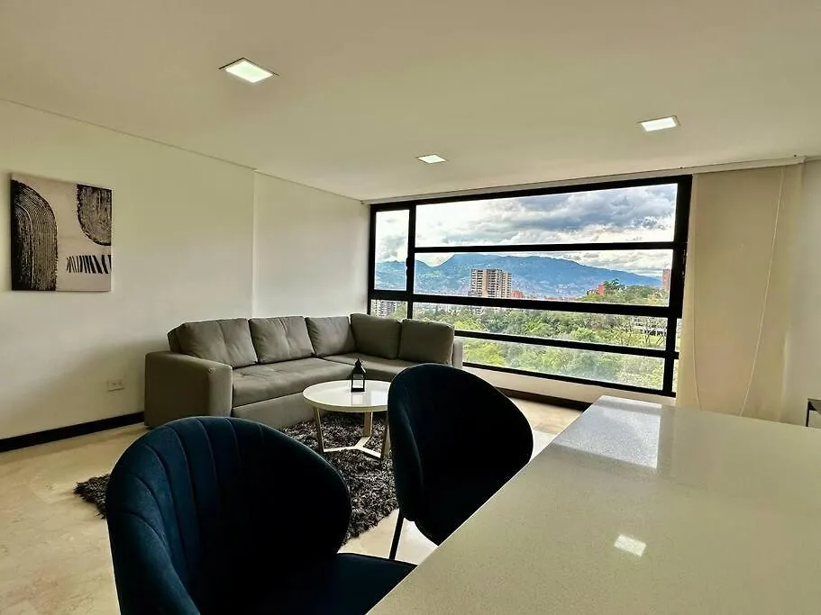 302 Spacious Apartment Nice View In El Poblado Медельин