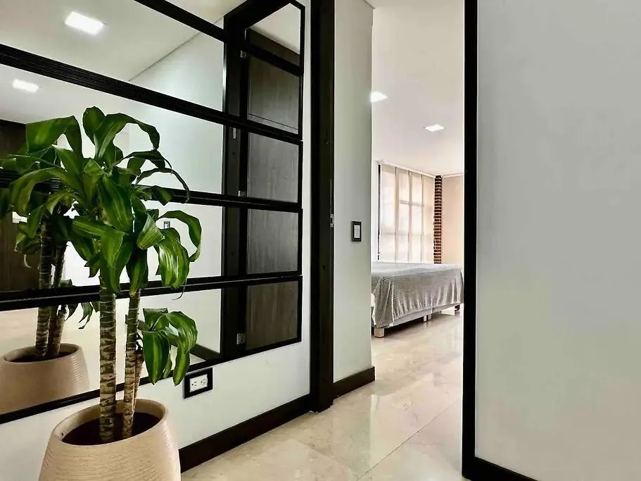 302 Spacious Apartment Nice View In El Poblado Medellín